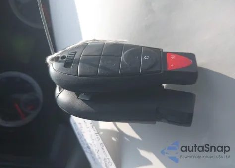 2017 Ram 1500 Express 4X4 6'4 Box z USA, uszkodzony, nr VIN 1C6RR7FT0HS853934